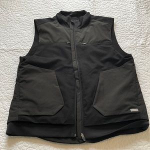 Figs Black Vest -L